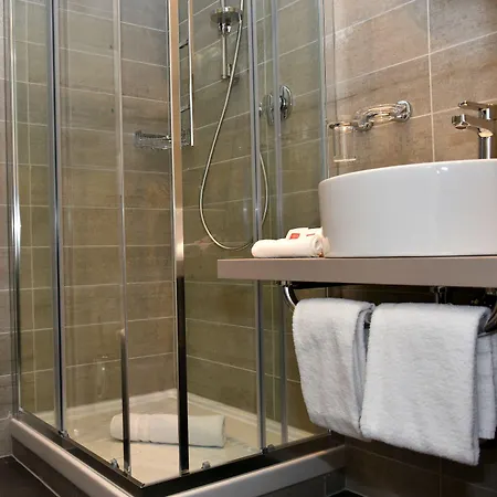 Alexandra Hotel Muralto