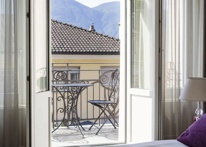 Alexandra 3* Muralto