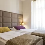 Alexandra 3*